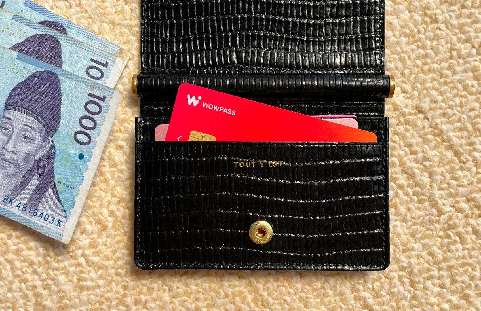 WOWPASSって何 ?