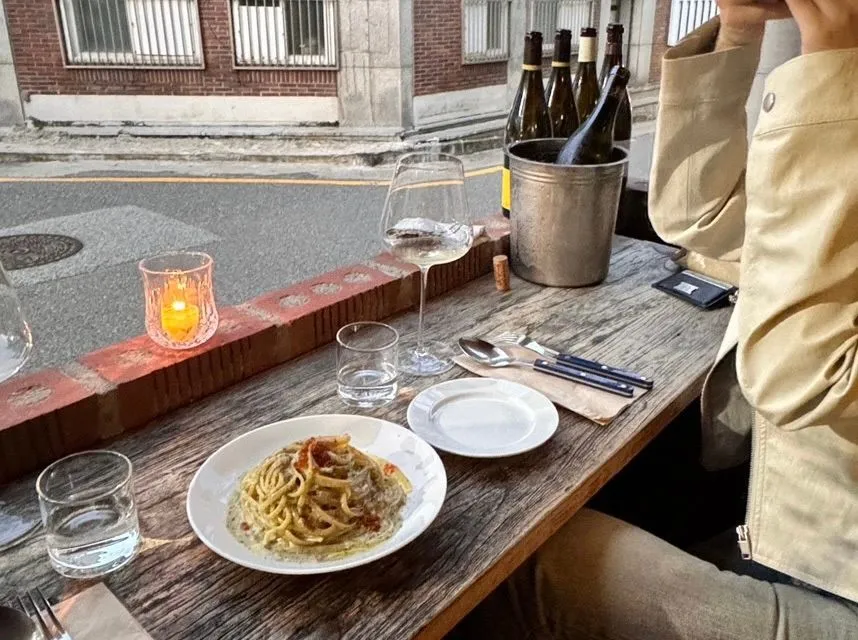 ワイン片手に過ごすにぴったりの雰囲気