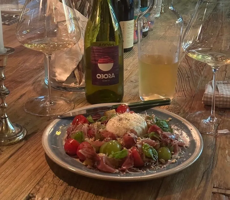 美味しい料理とお酒を楽しめる