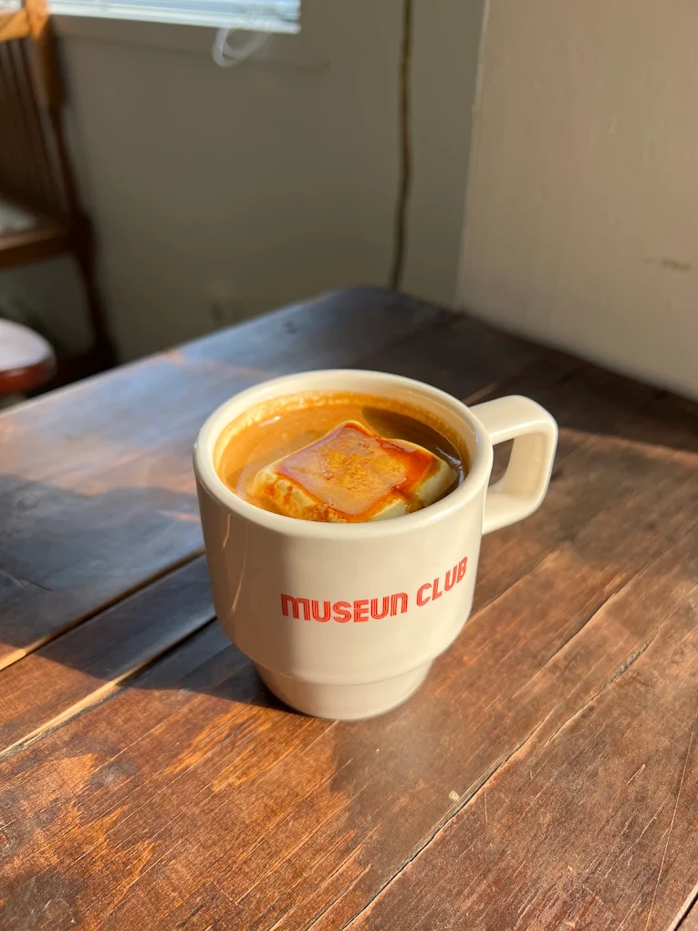 EXCELLENT LATTE