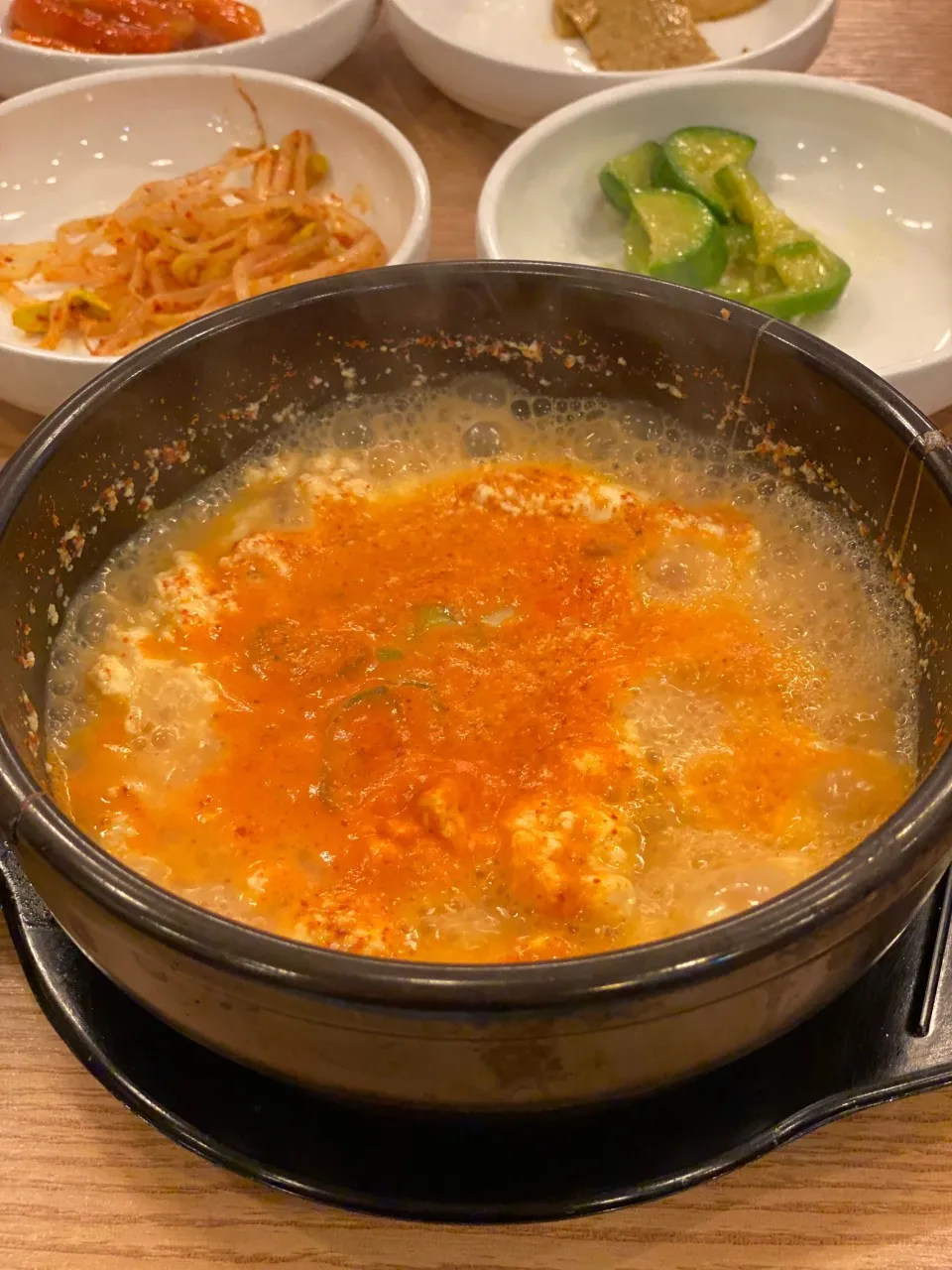 海洋深層水で作る「自家製豆腐のチゲ」