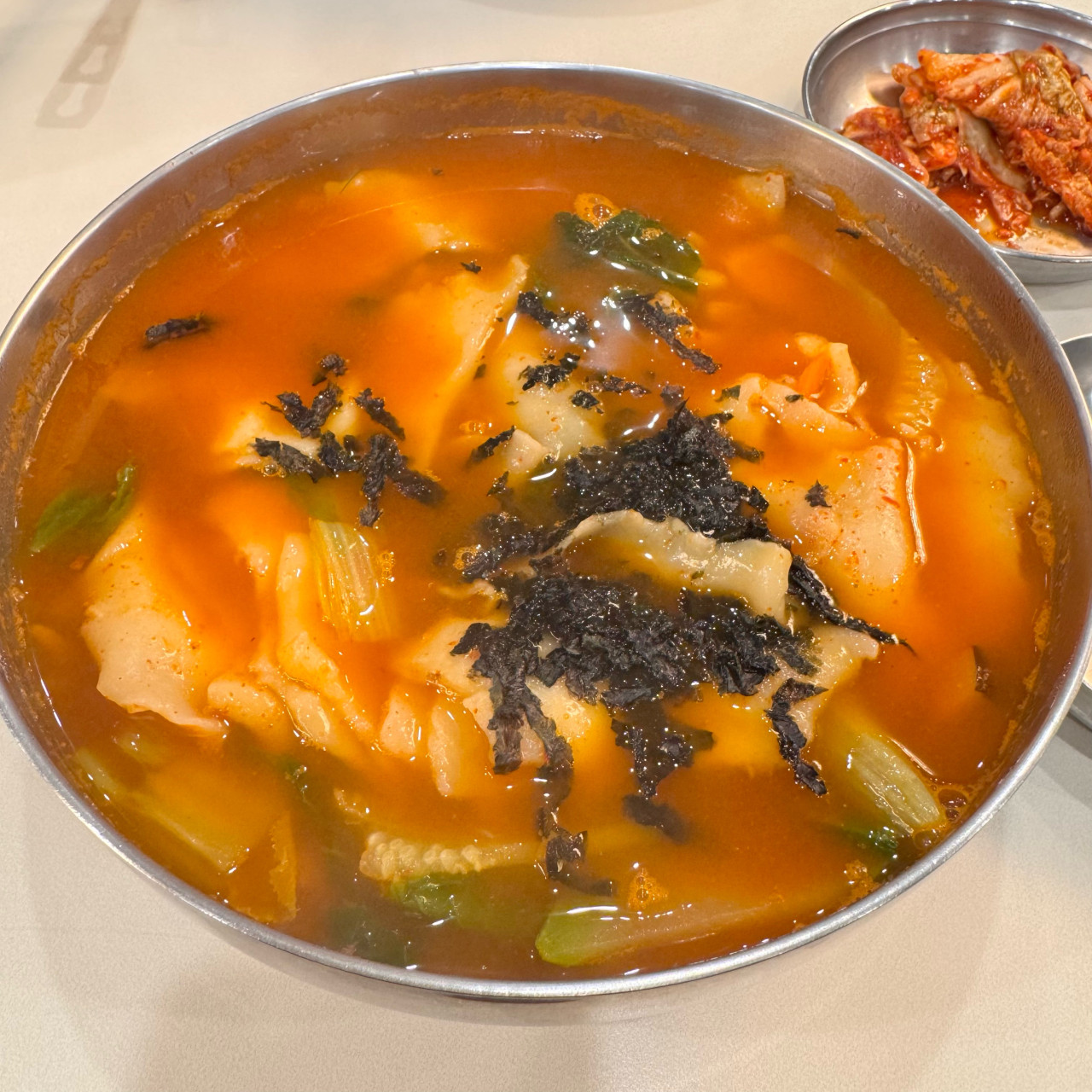 韓国式ピリ辛すいとん
