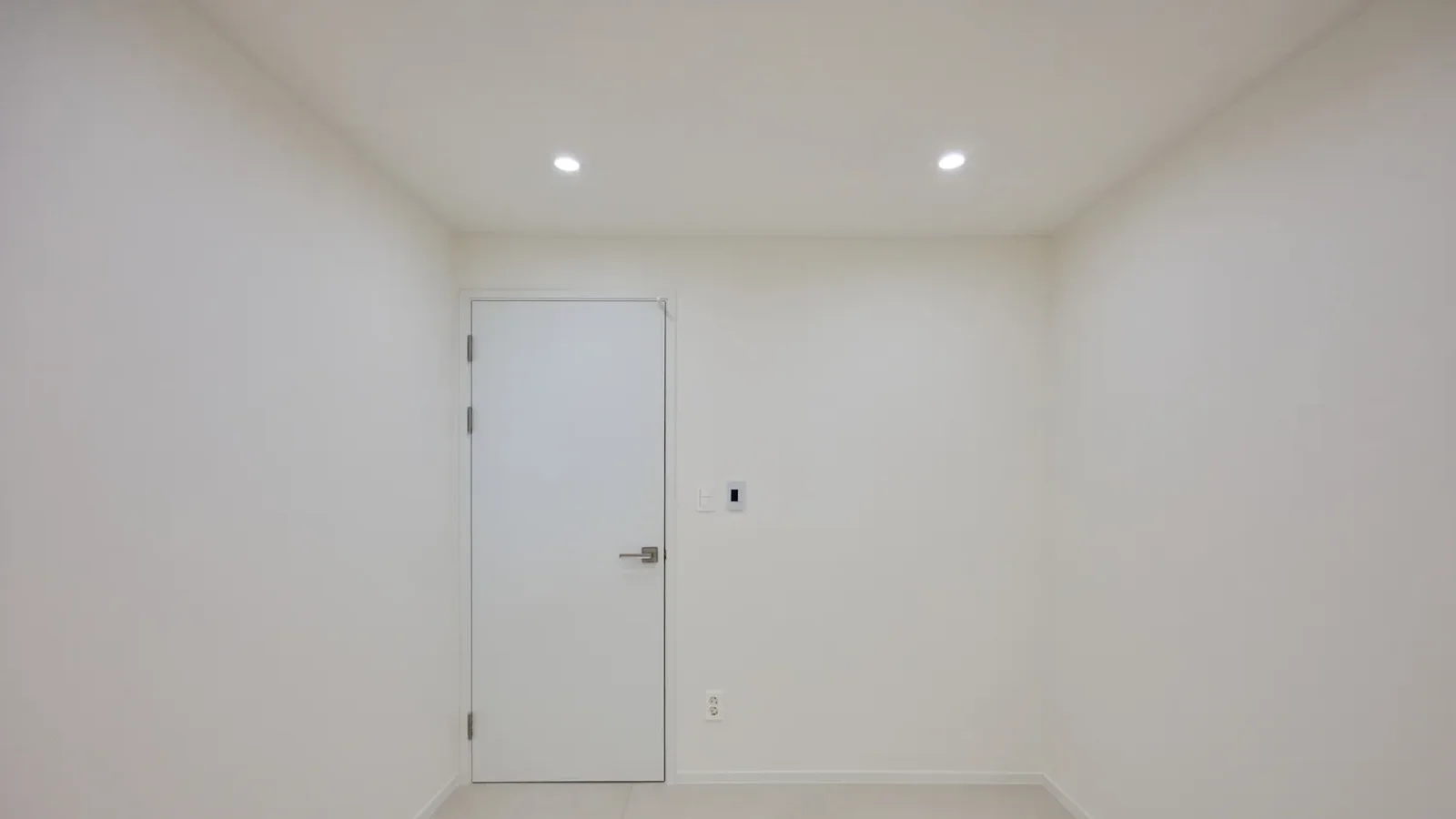 야탑 장미동부코오롱 26평 입구방